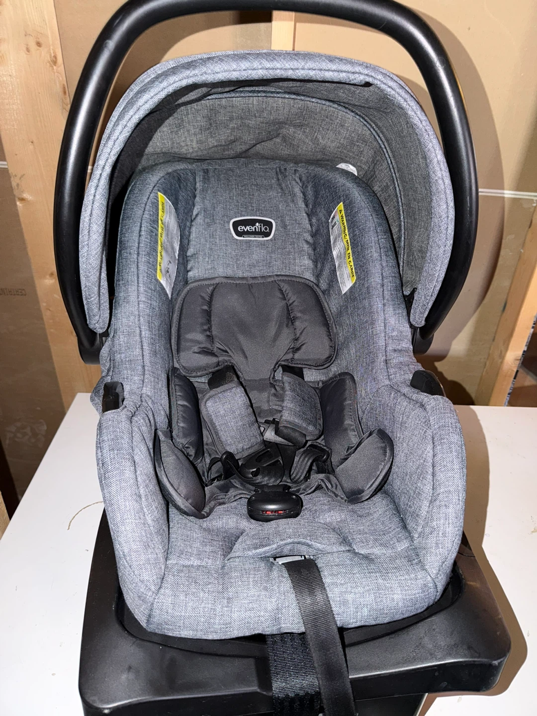 Evenflo Stroller and Car Seat Combo - Grey - photo 2