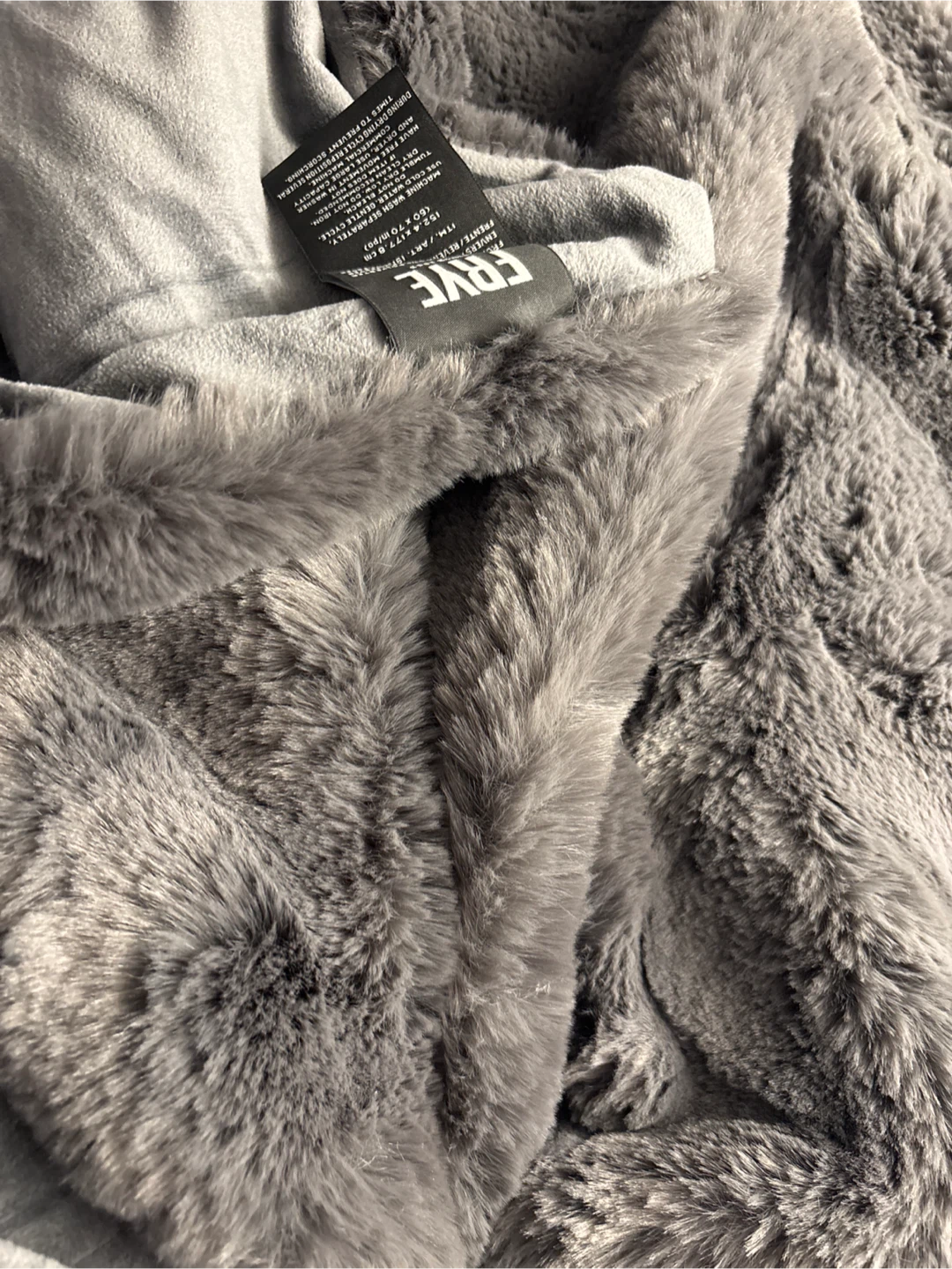 NWOT FRYE Grey Faux Fur Throw 60 x 70 in.