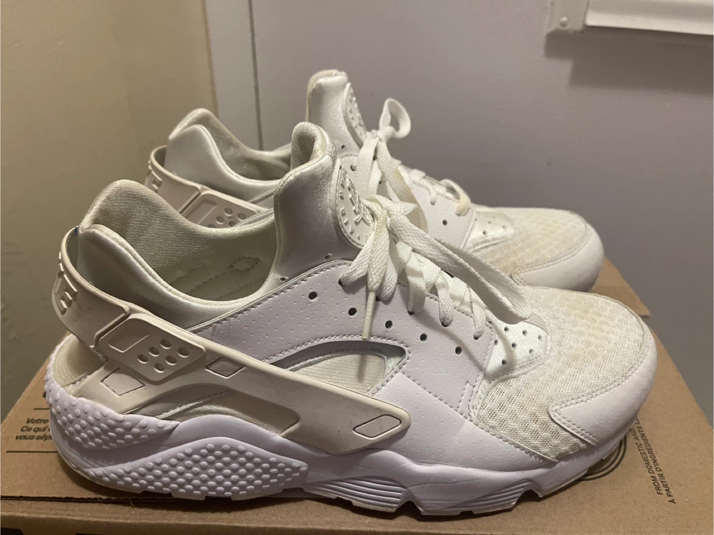 Nike Air Huarache White Running Shoes - Size 13 US