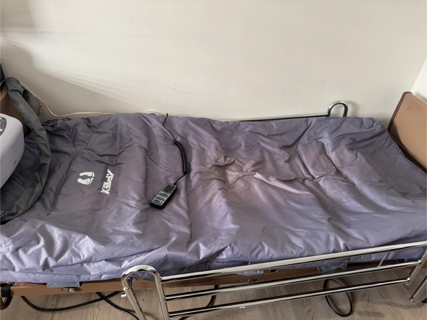 Electrical Bed - photo 4