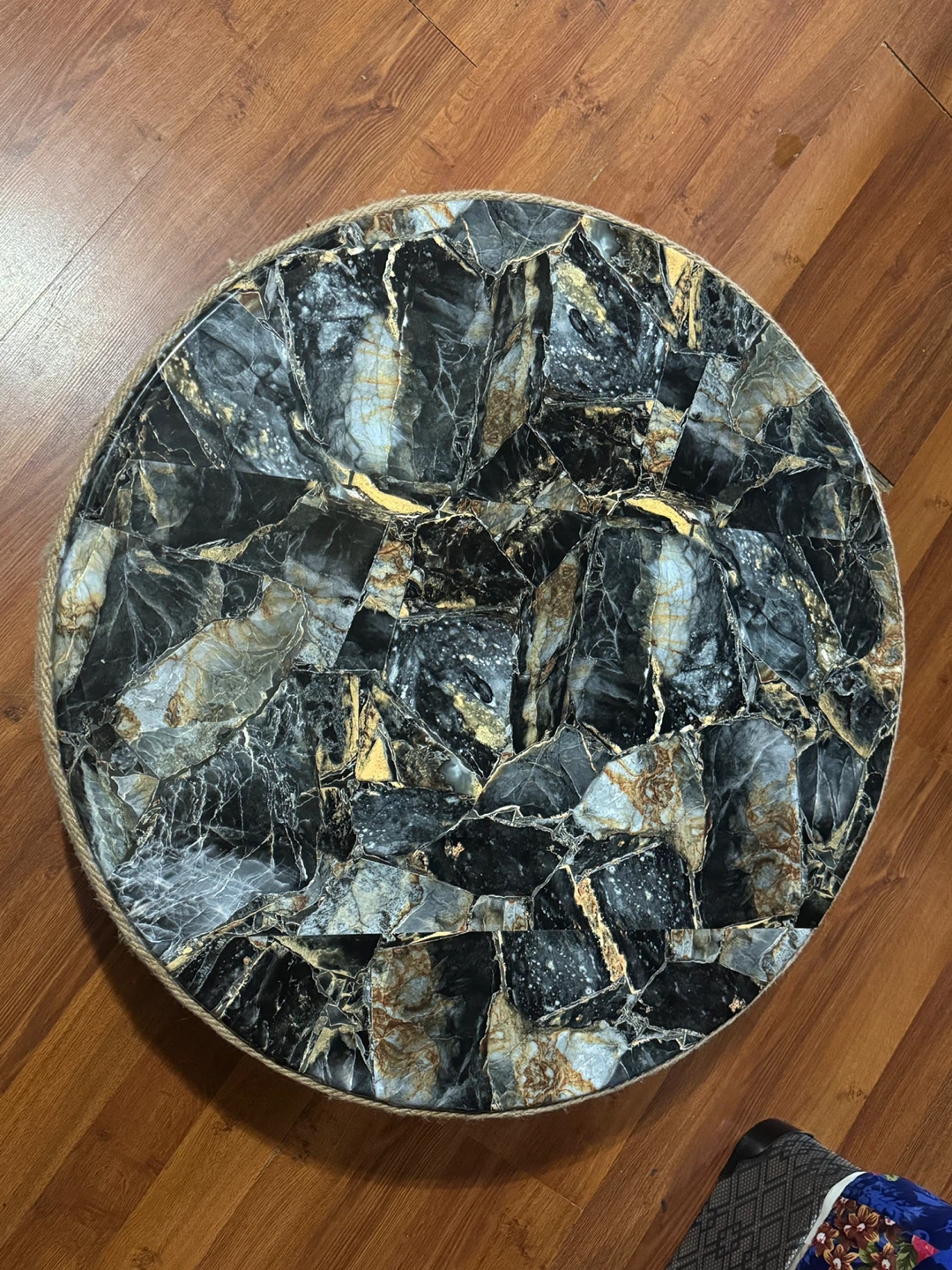 Round Stone Look Coffee Table Jute Rope Legs