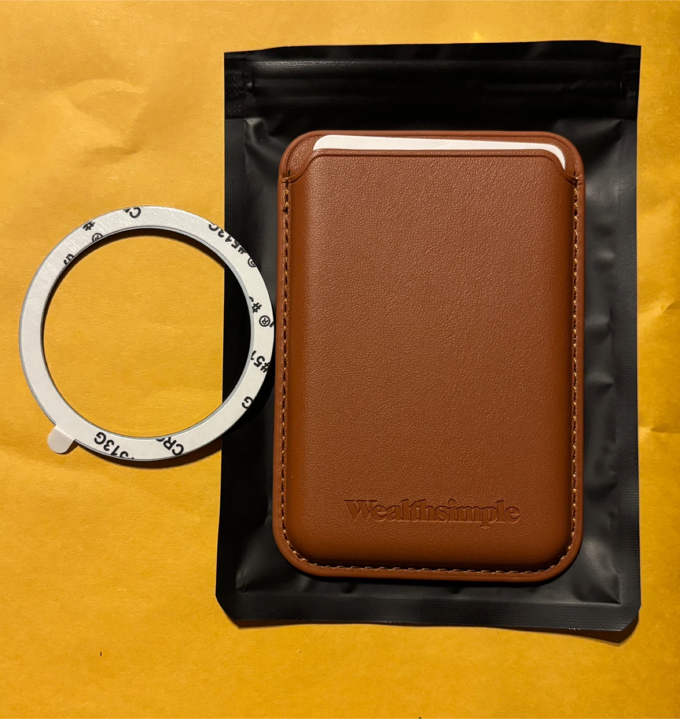 Wealthsimple Brown Magnetic Leather Card Holder 🥕 - photo 2