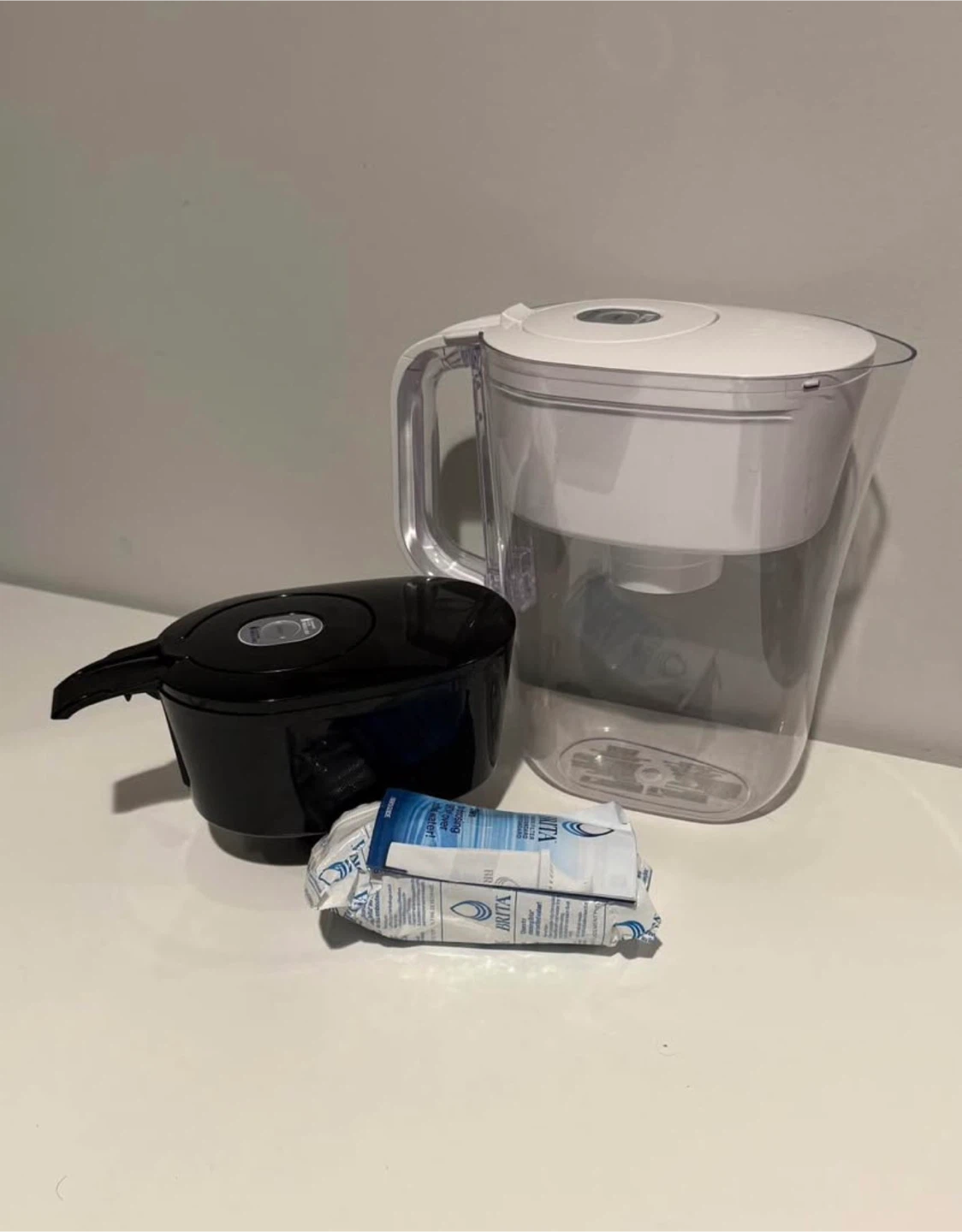6 Cup BRITA Pitcher + Water Filter