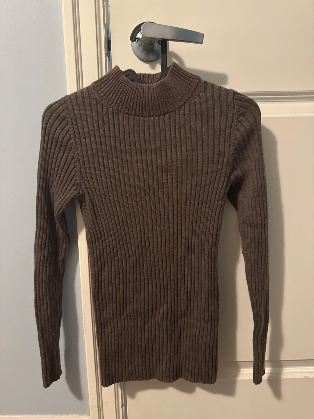100%Wool Brown Ribbed Mock Neck Sweater