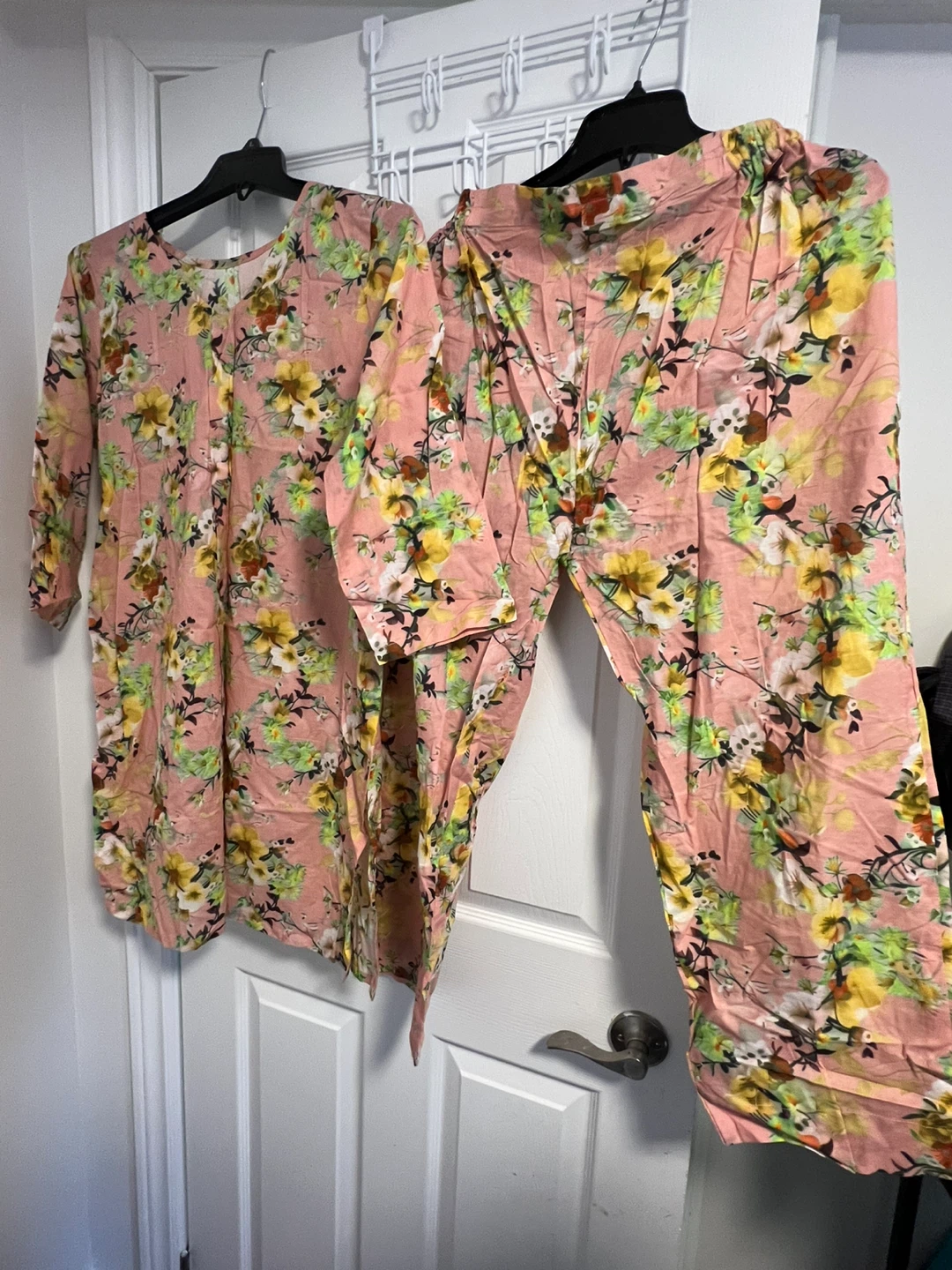 Women's Floral Print Kurti and Pants Set
