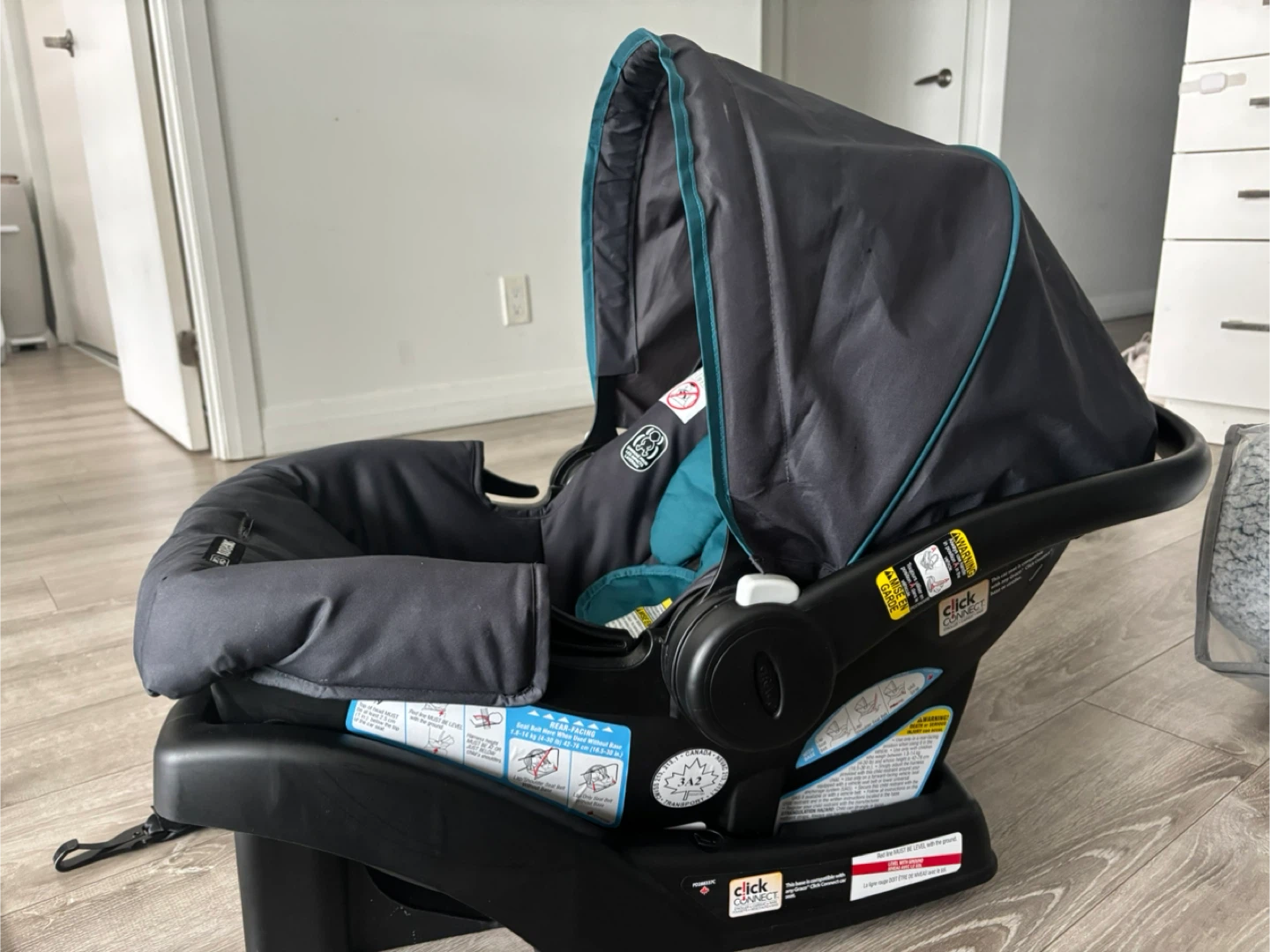 Graco SnugRide 30 Infant Car Seat - photo 4