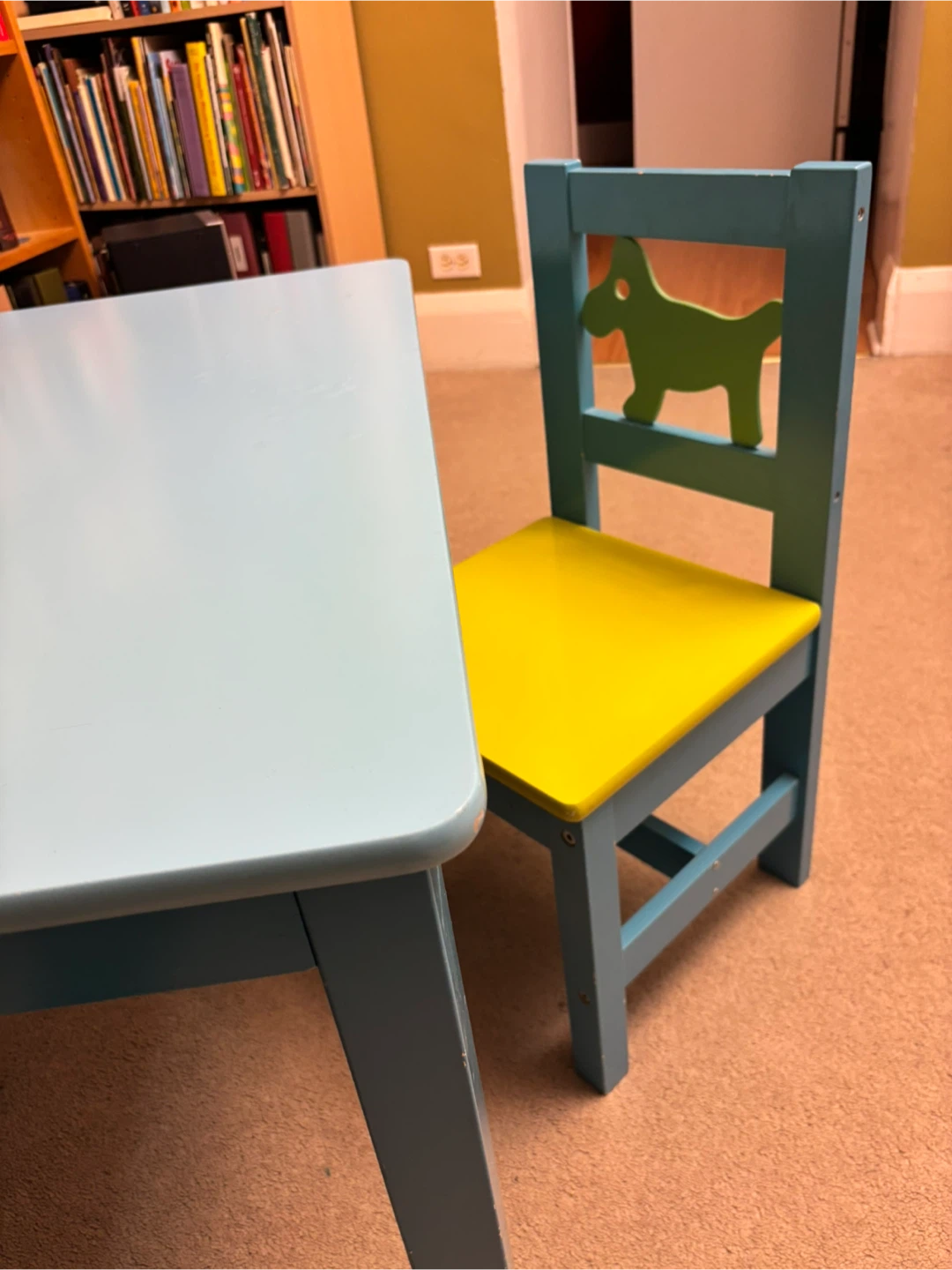 Kids Table and Chairs Set - photo 3