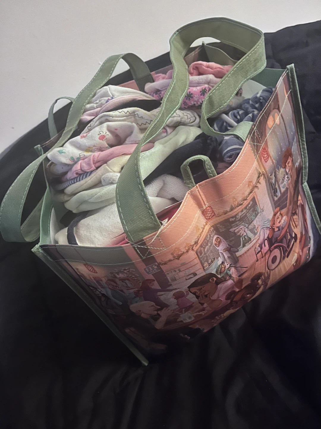 Bag of assorted baby girl clothes 0-3 months
