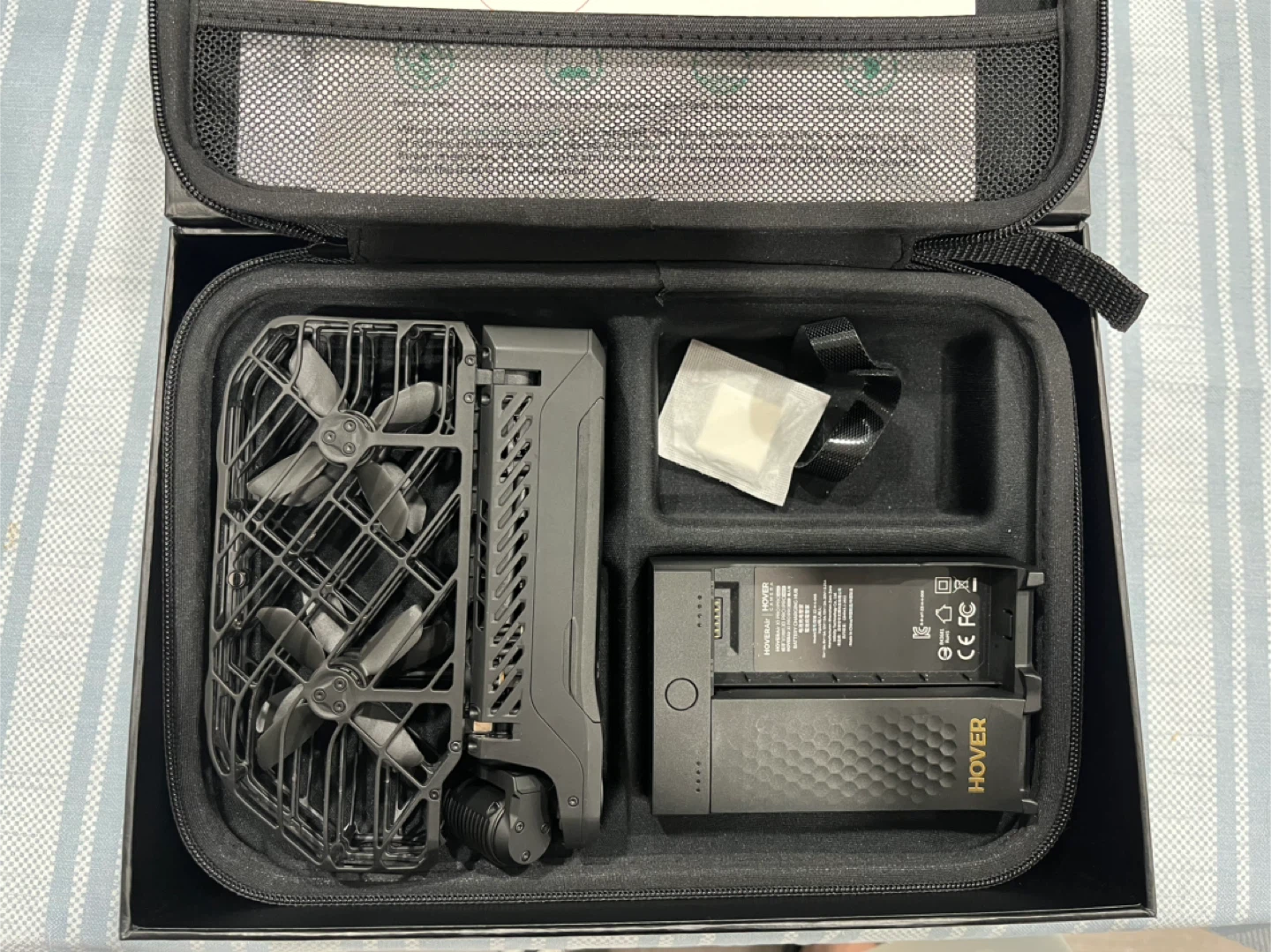 HoverAir X1 Pro Max Combo Drone - Like New - photo 5