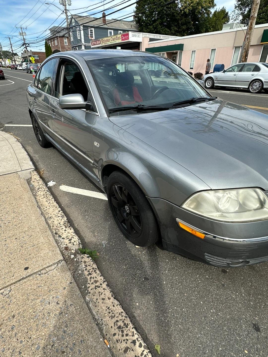 Volkswagen Passat Sedan - photo 2