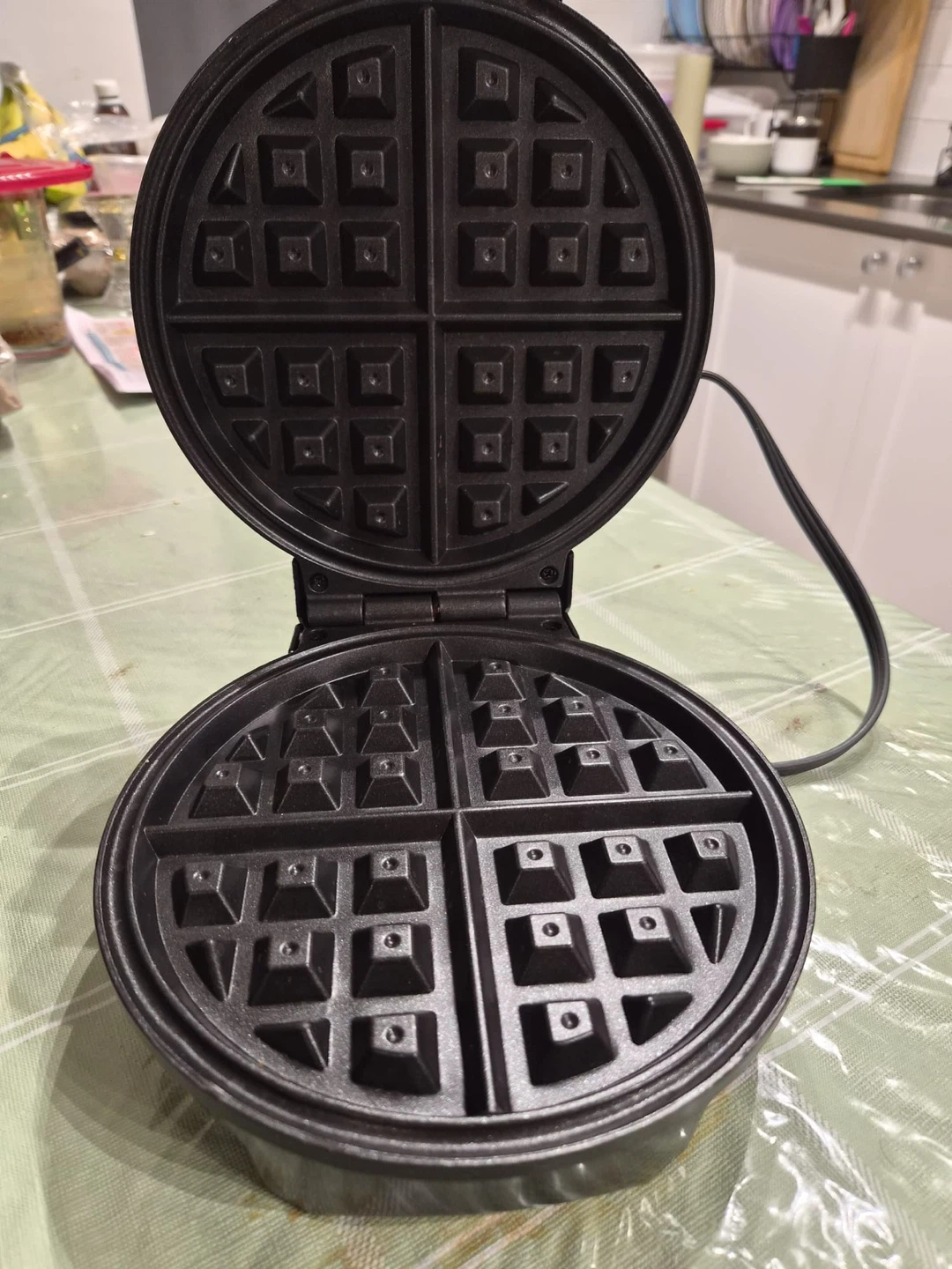 Oster Waffle Maker - photo 2