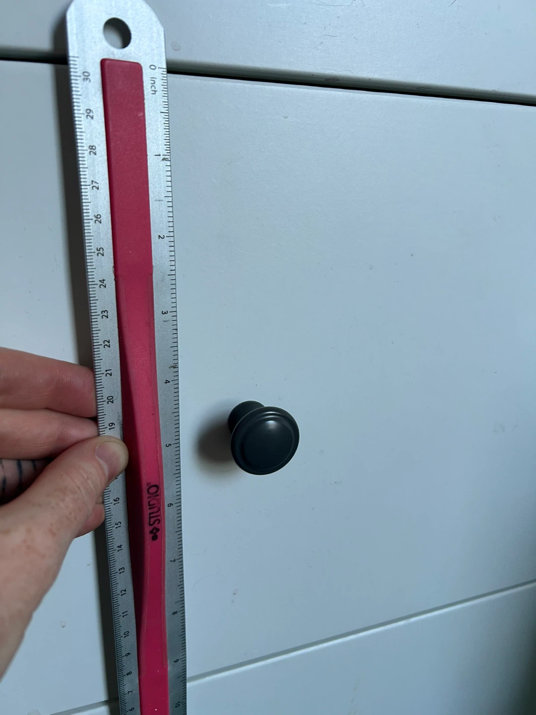 White Six-Drawer Dresser - photo 3