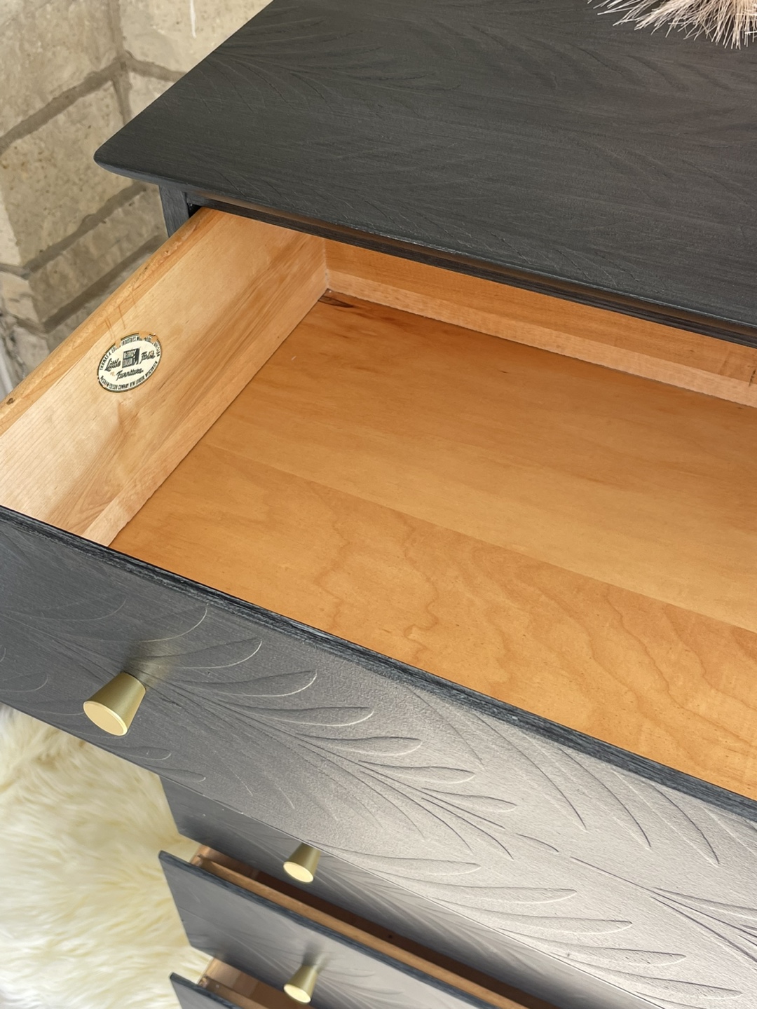MCM 5 drawers dresser redone in Brushed Gray - photo 5