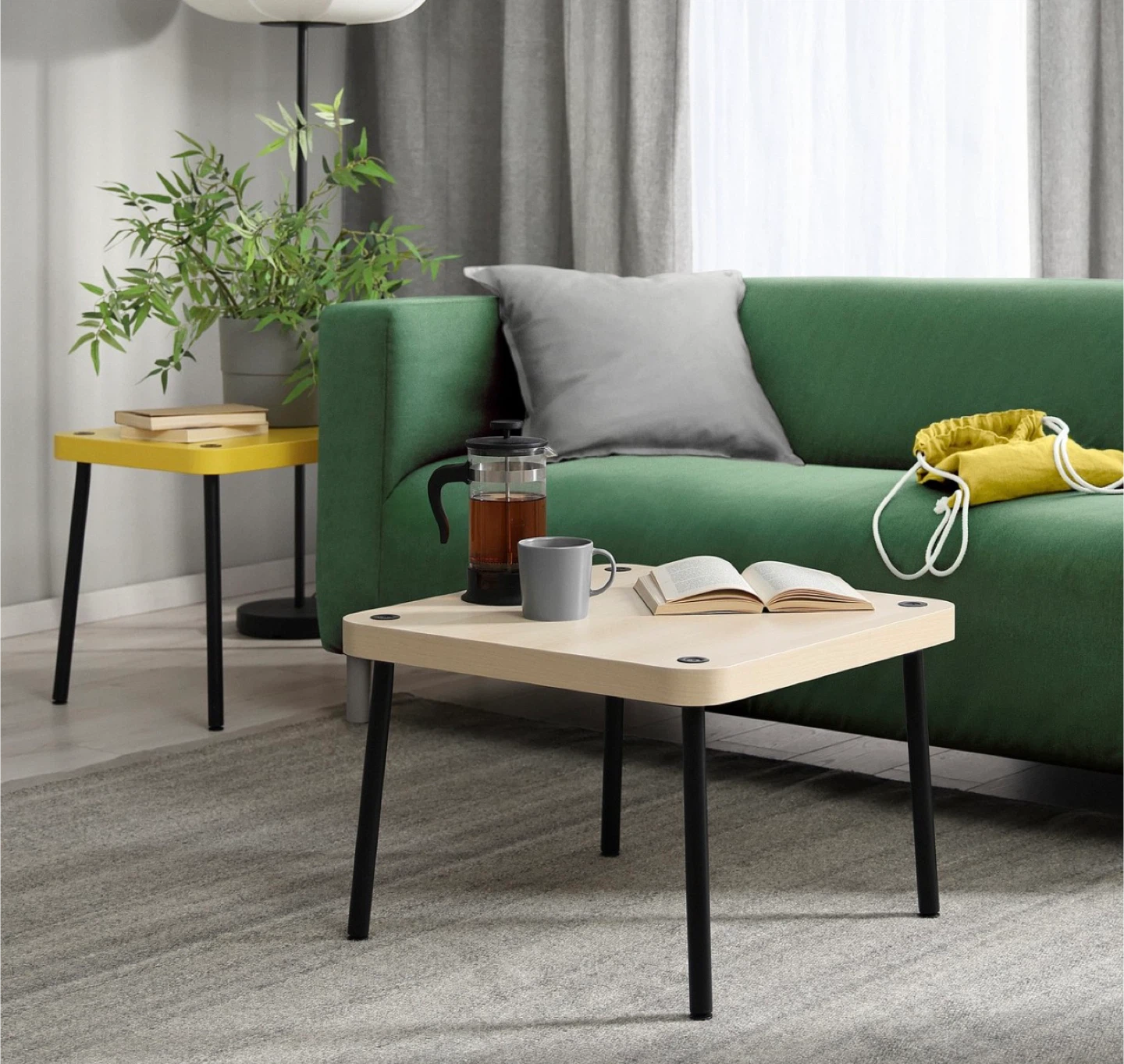 Set of 2 Modern Nesting Side Tables - Wood & Yellow - photo 2