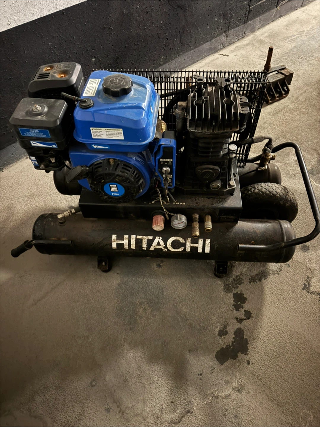 Hitachi Air Compressor - photo 2
