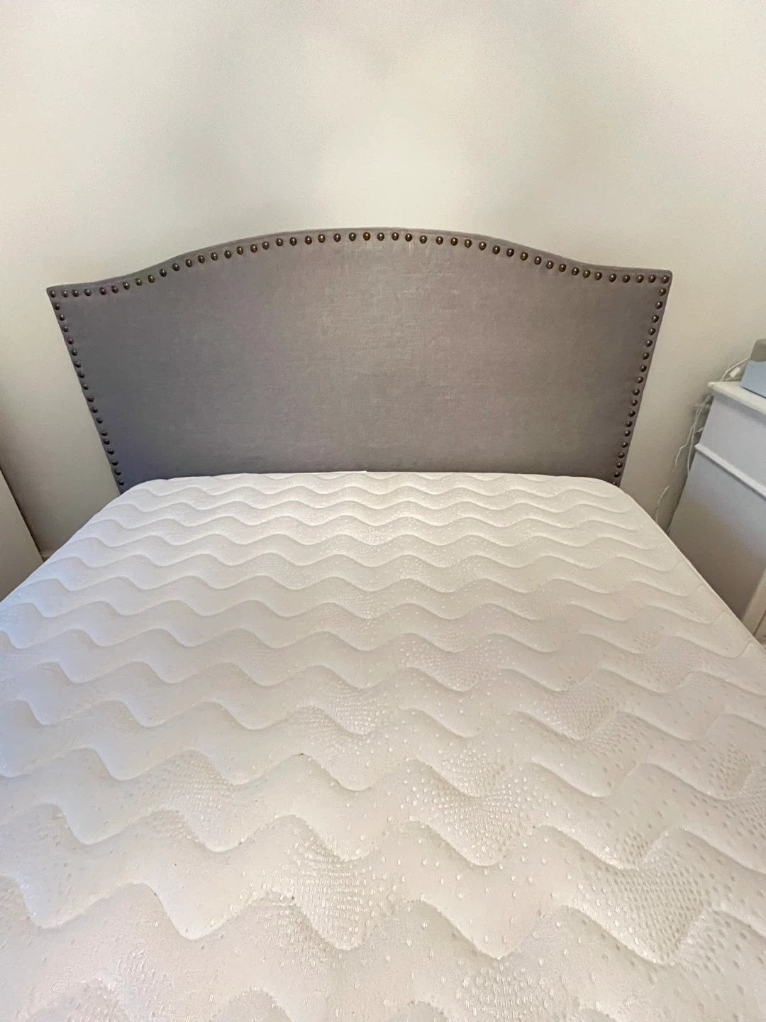 Structube Calais Upholstered Double Bed - photo 2