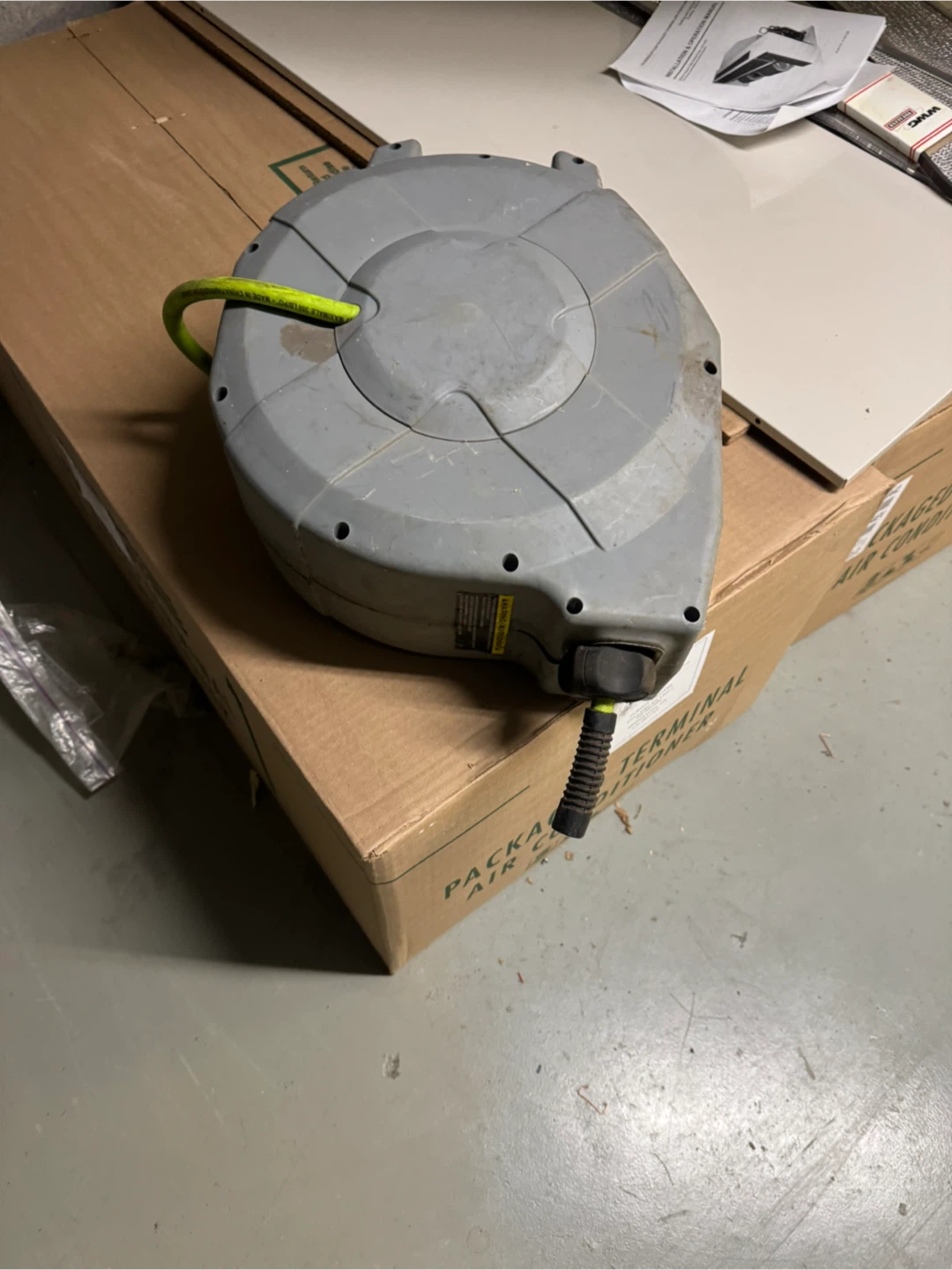 Grey Air Hose Retractor Reel - photo 2