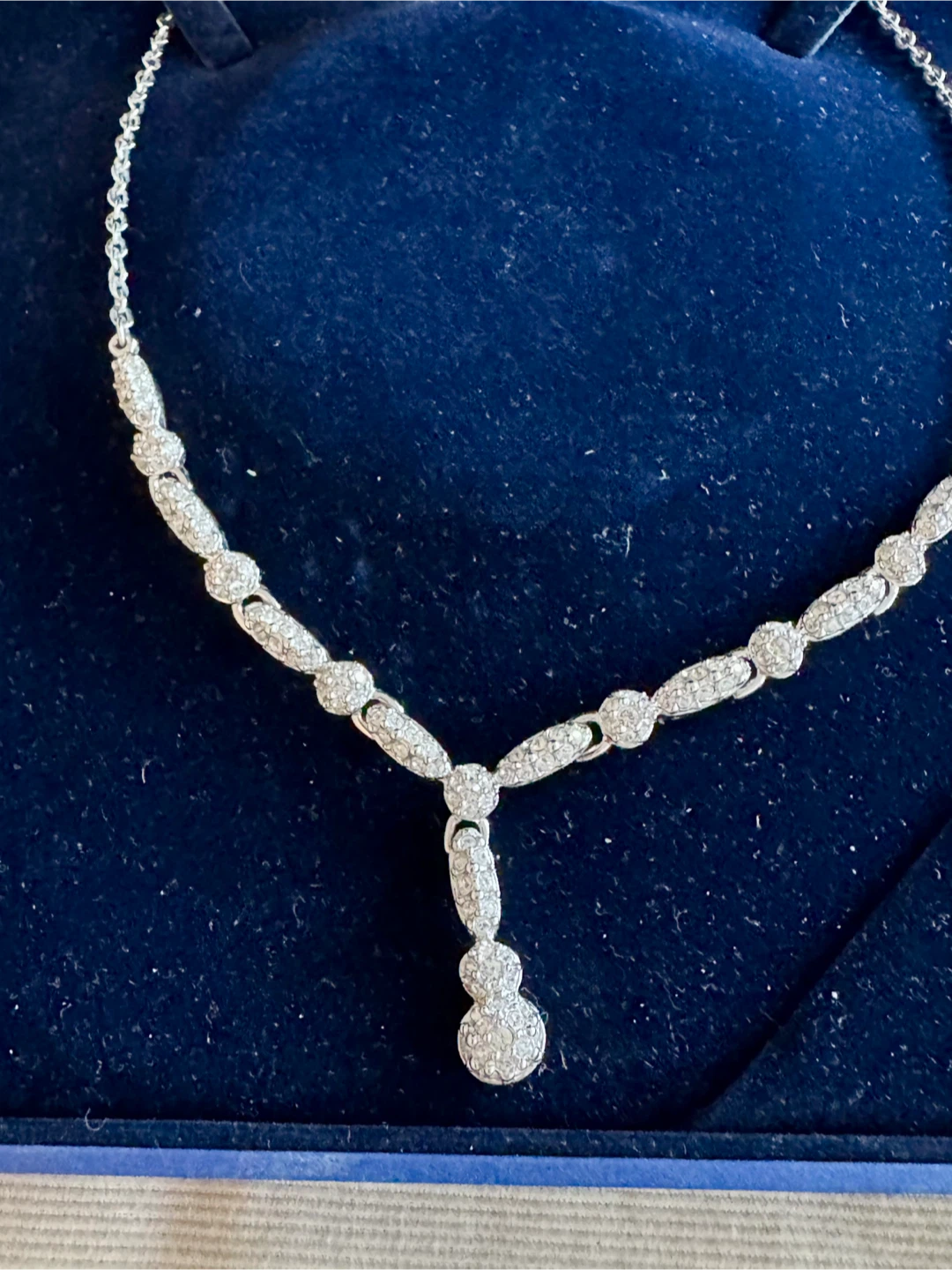 Swarovski Necklace with Box - photo 5