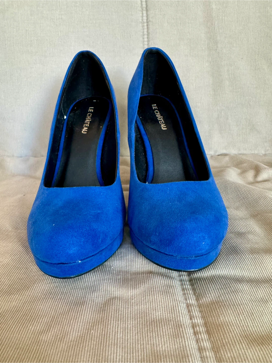 Le Chateau Blue Suede Platform Heels - 38 - photo 2