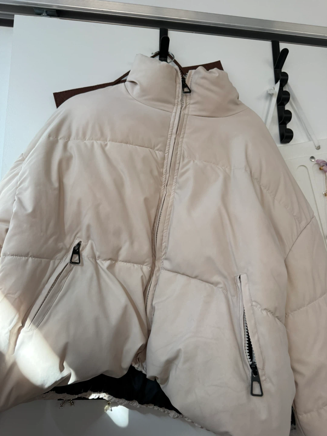 Cream Puffer Jacket - photo 3