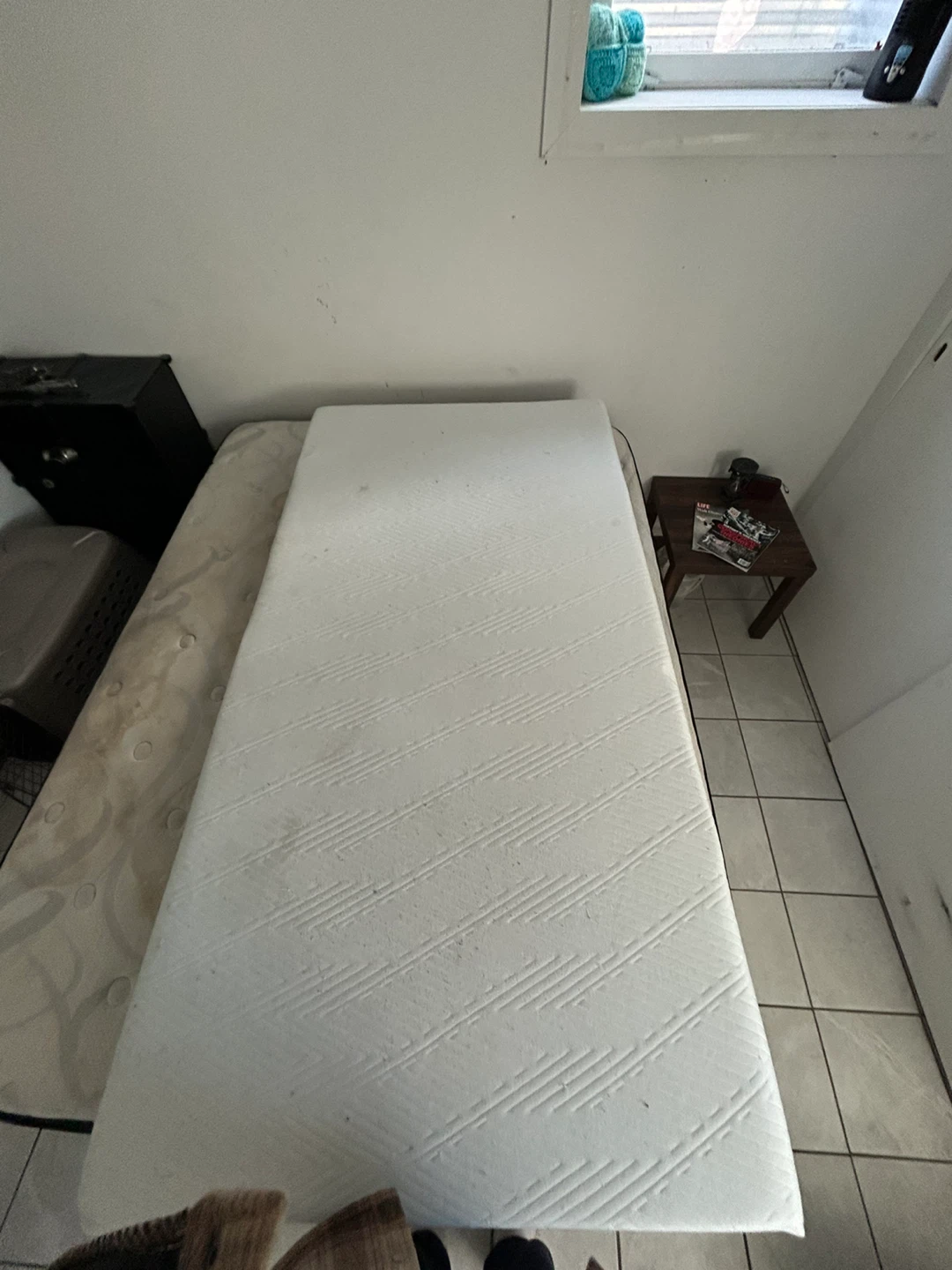 Foam Mattress  with chill Topper
