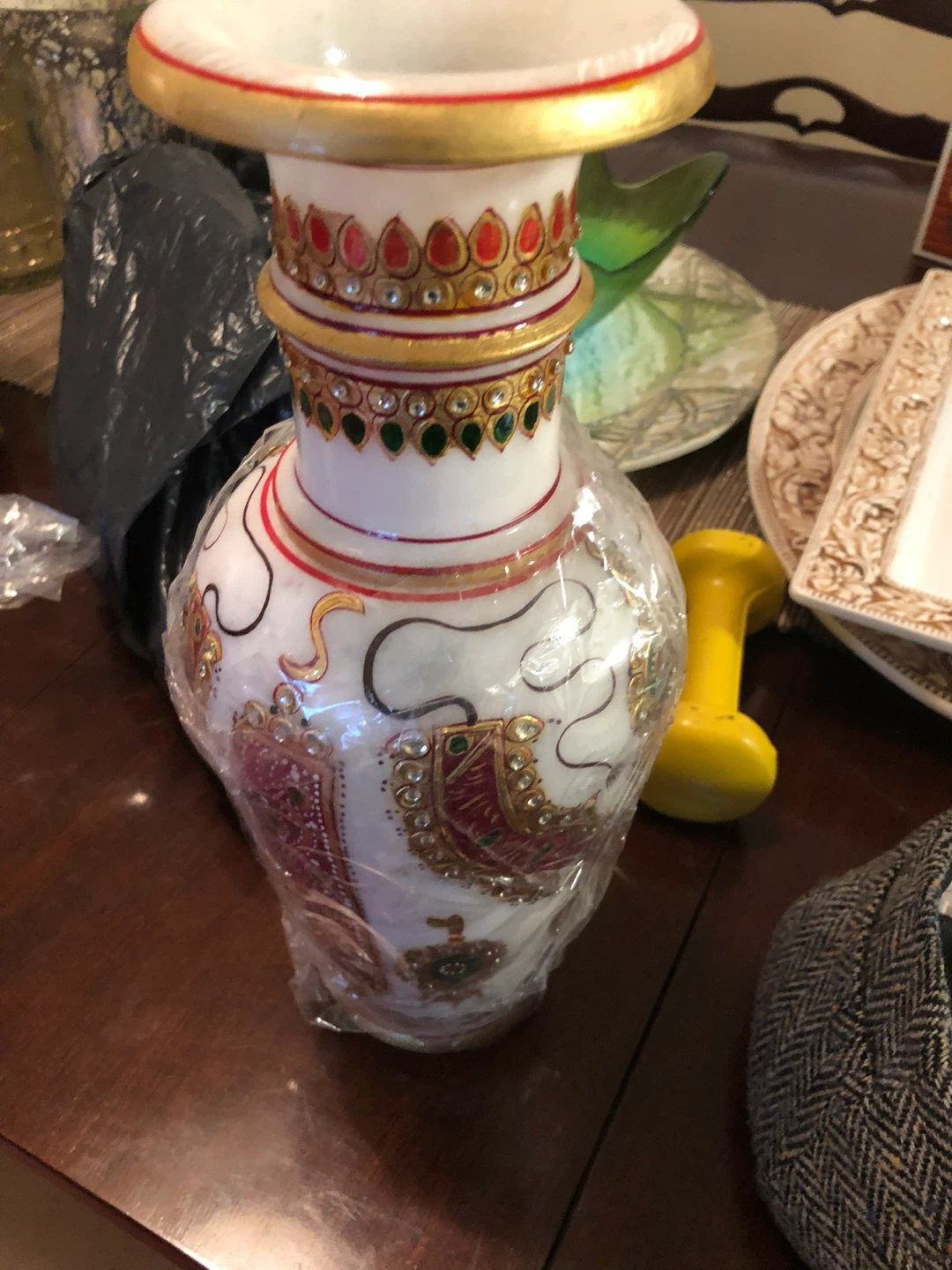 Decorative  soap stone Marble Vase with Intricate Gold Detailing - photo 2