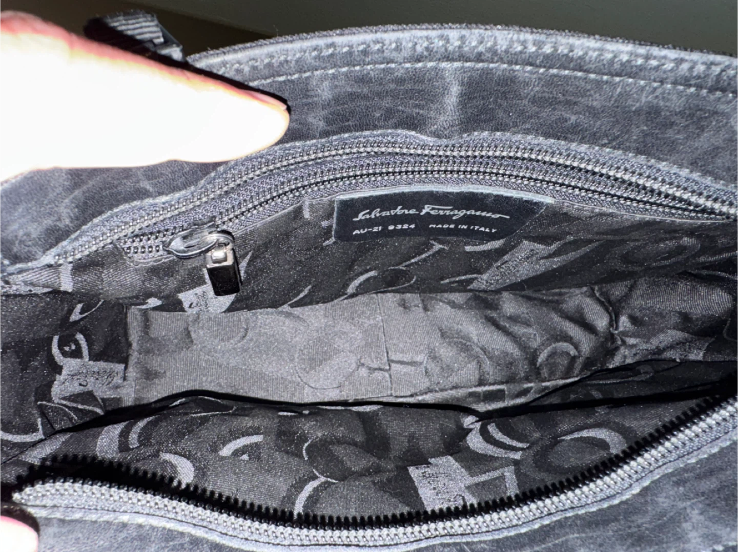 Salvatore Ferragamo Black Canvas Shoulder Bag - photo 5