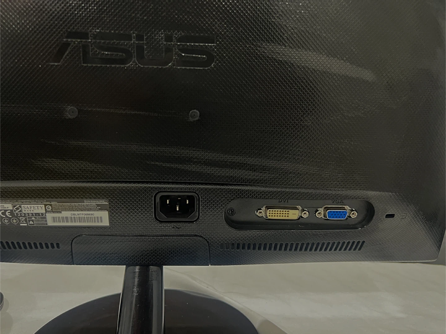 ASUS 20-inch Computer Monitor - photo 4
