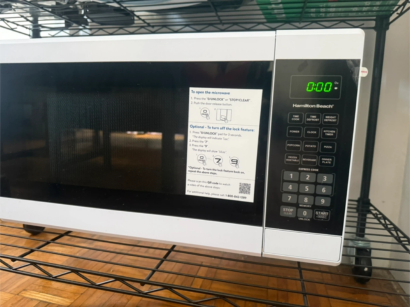 Hamilton Beach White Microwave - photo 3