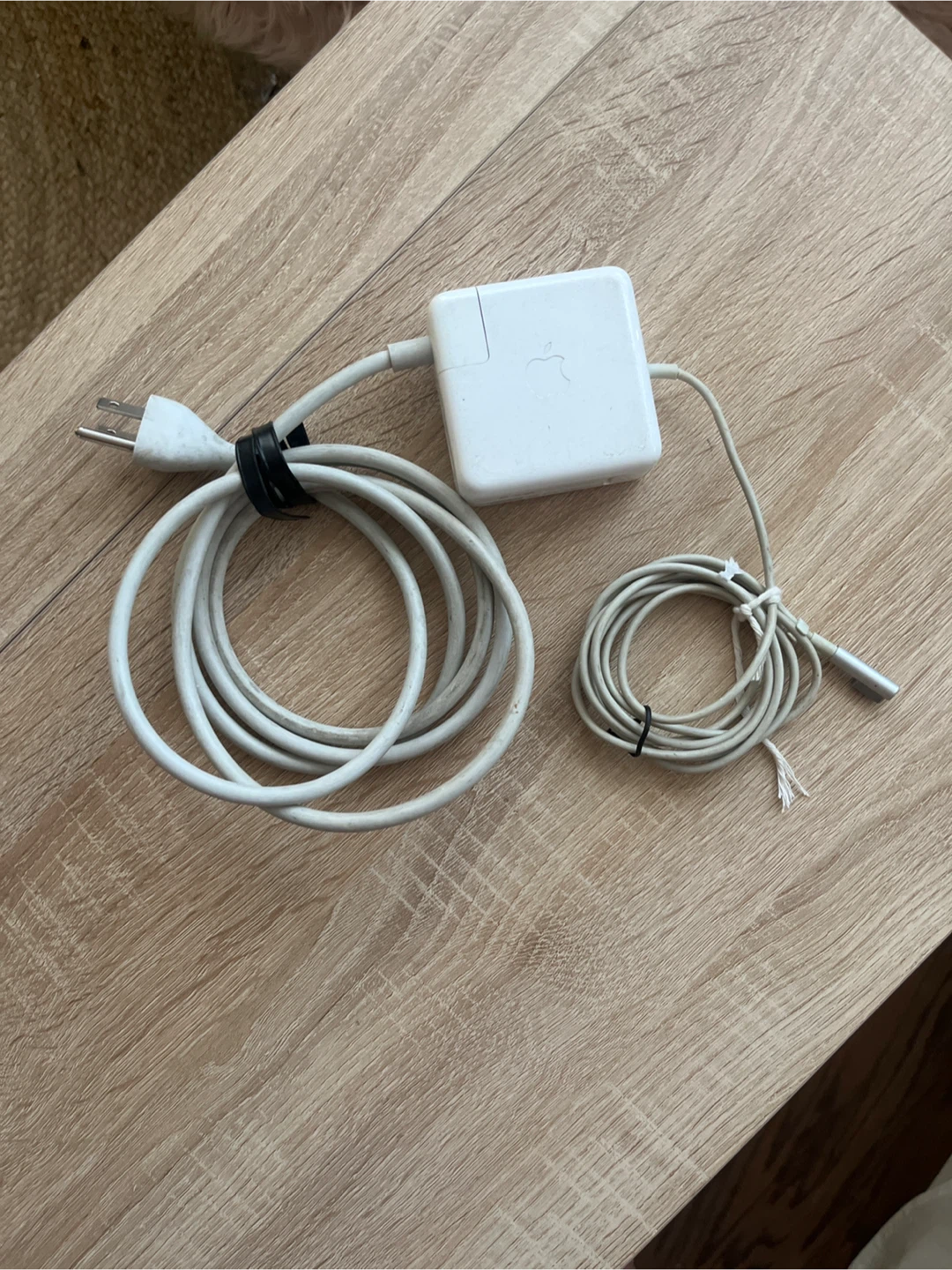 Apple MacBook Pro Charger Adapter 60W Magsafe