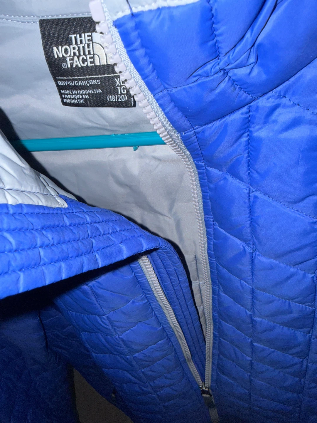 The North Face Boys' Insulated Jacket - Blue XL (18/20)