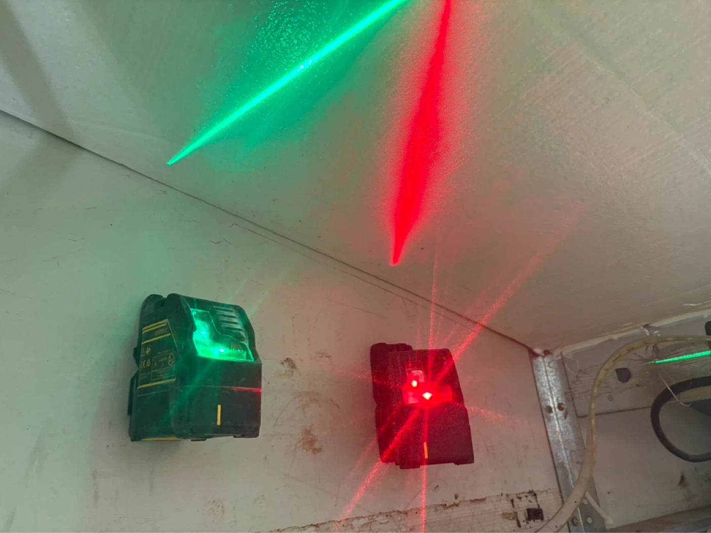DEWALT Laser Level - photo 4