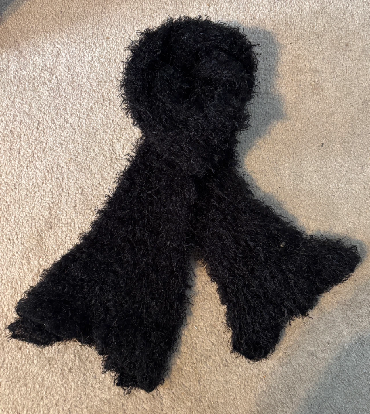 Gorgeous Black Fuzzy Scarf (length 64”) 🥕 - photo 2