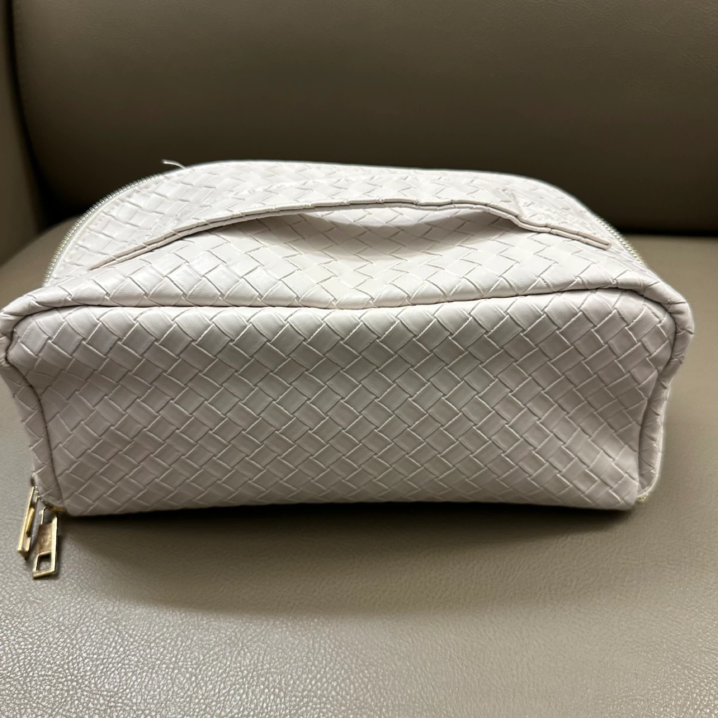 NIP Luxurious Makeup Toiletry Travel Bag Organizer - Ivory White - photo 4