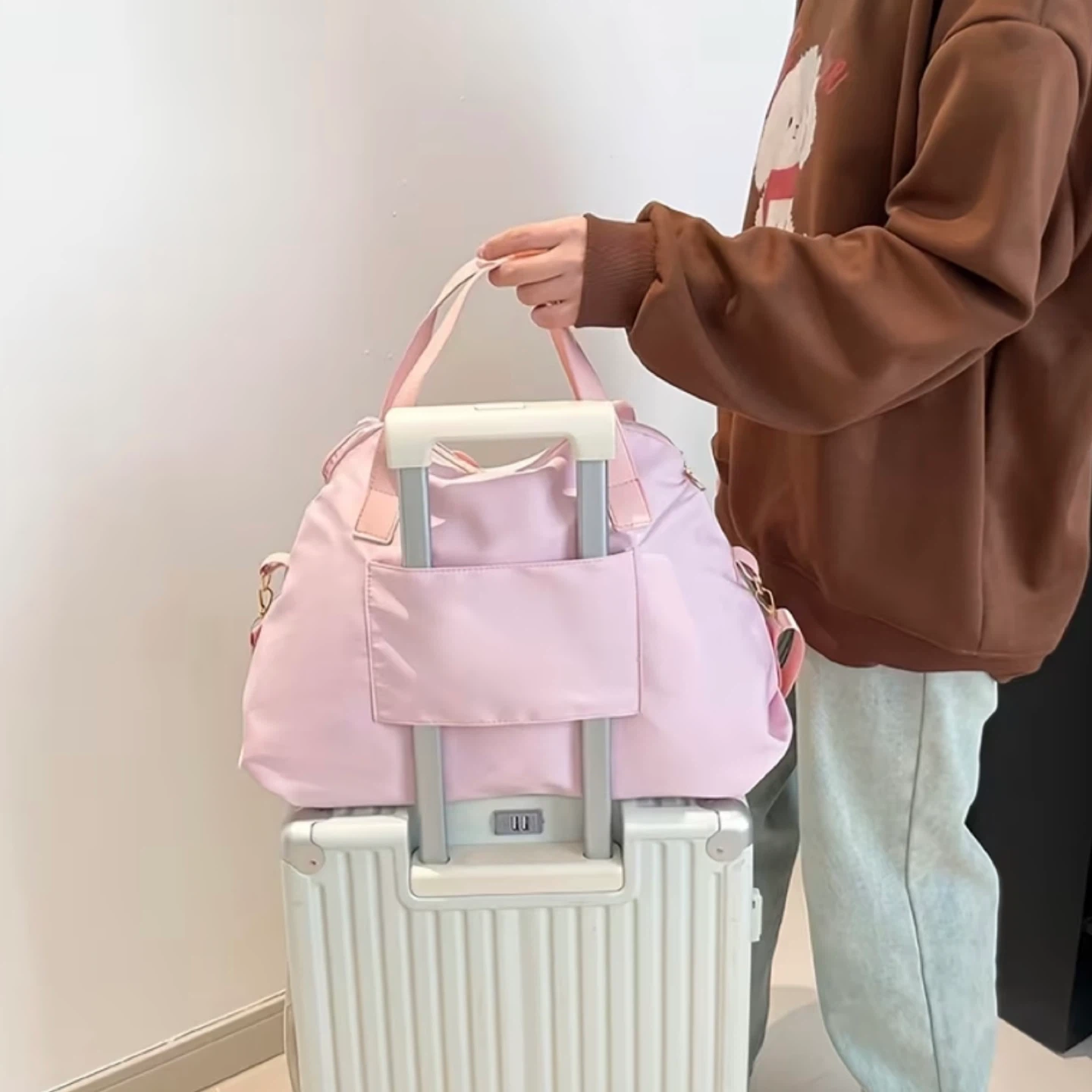 HELLO KITTY Baby Pink Nylon Travel Tote Bag Extra Large - photo 2