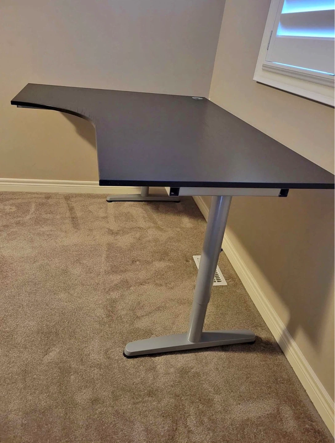 Ergonomic Corner Desk - photo 3