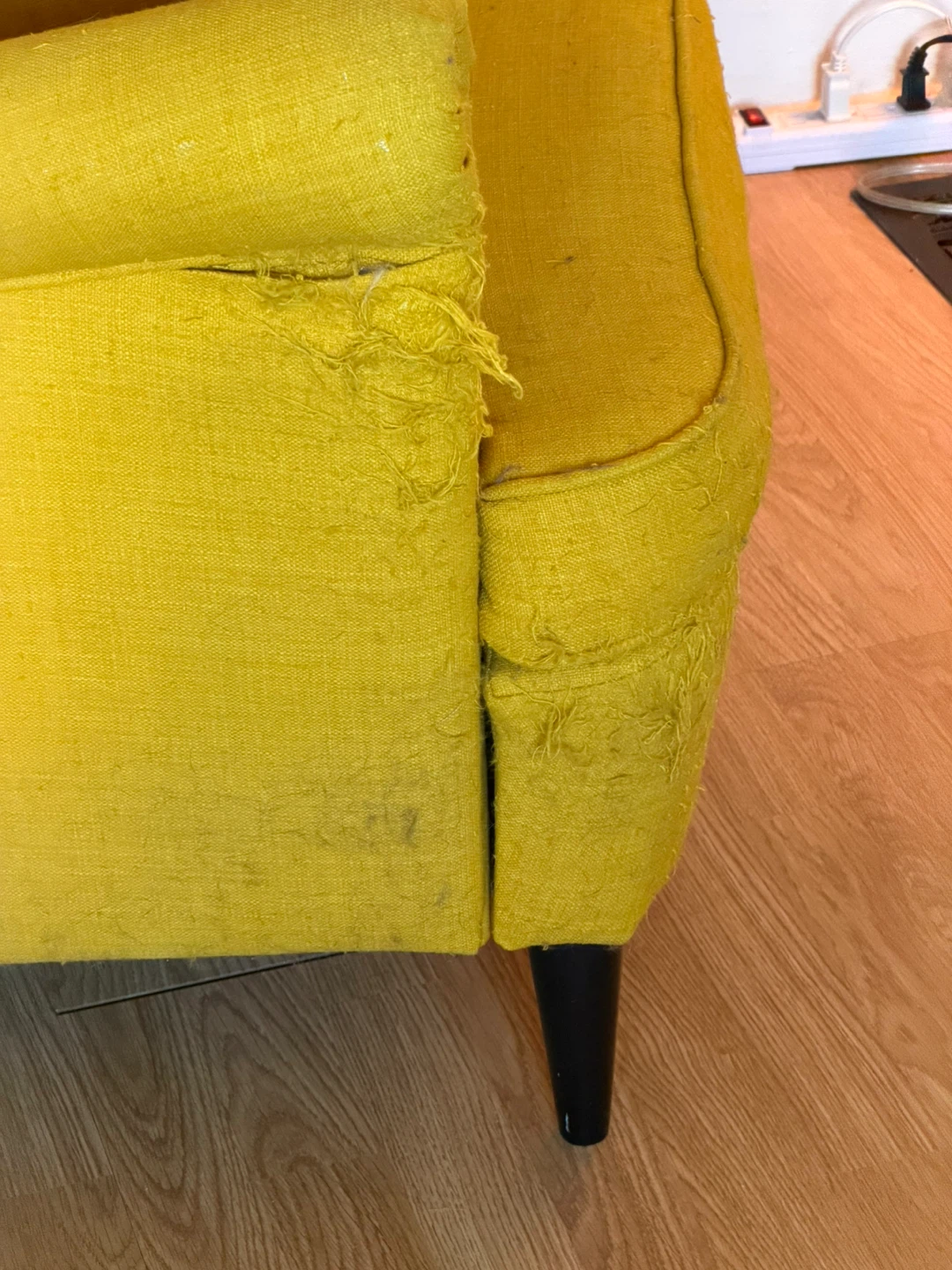 Ikea Strandmon Armchair (yellow) - photo 3