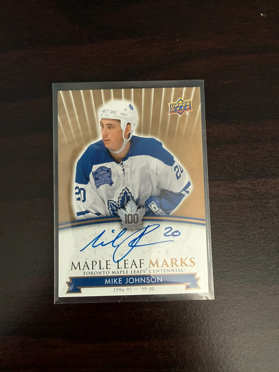 Upper Deck Mike Johnson Toronto Maple Leafs Autographed Card