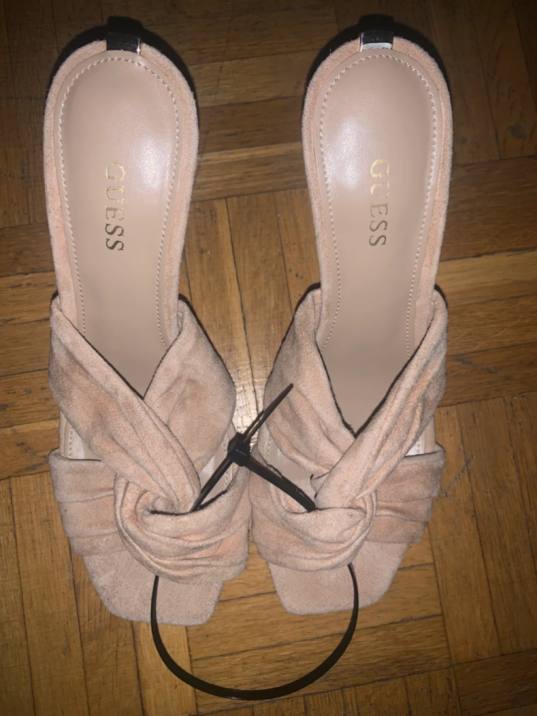 Guess Women's Tan Suede Twist Mules Heels Size 6.5M - photo 2
