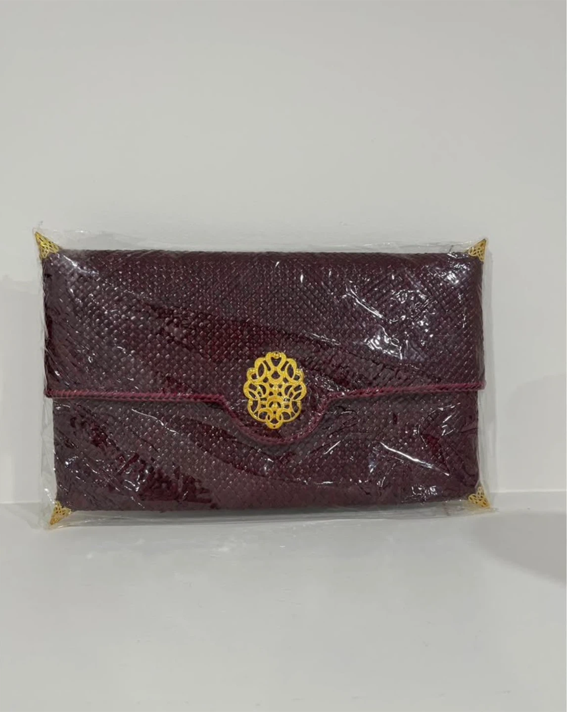 Hand Woven Straw Clutch Bag - Burgundy