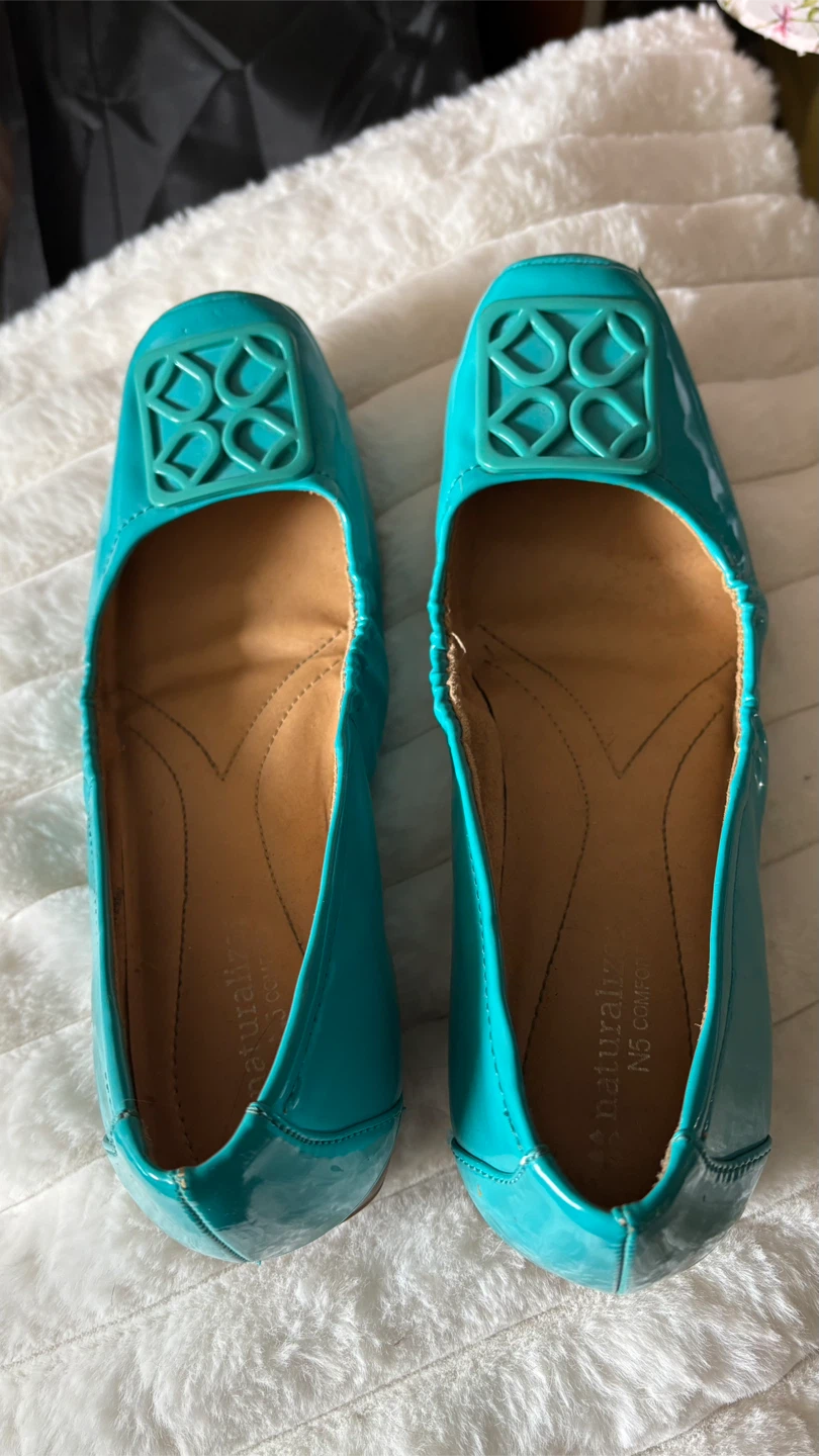 Naturalizer Size 6.5 Flats in Gorgeous Turquoise