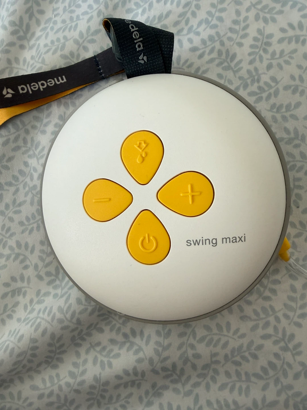 Medela breast pump - photo 2