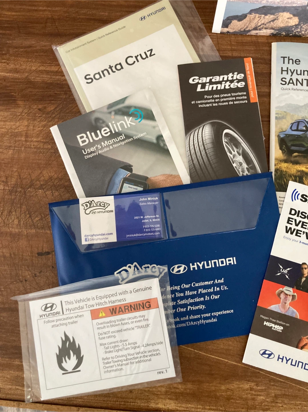 2022 Hyundai Santa Cruz Owner's Manual & Accessories Lot - photo 3