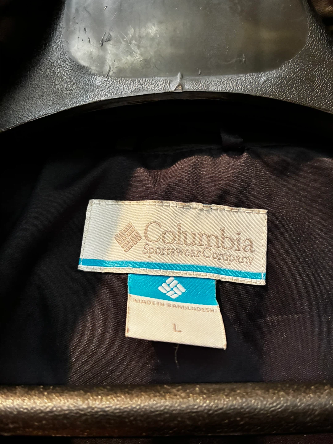 Columbia (Women’s)Omni-Tech Black Jacket - Size L