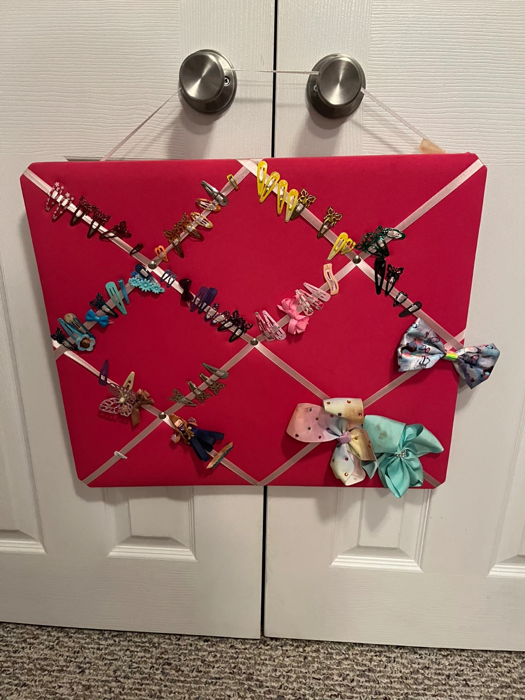 Pink Hair Clip & Bow Organizer Board