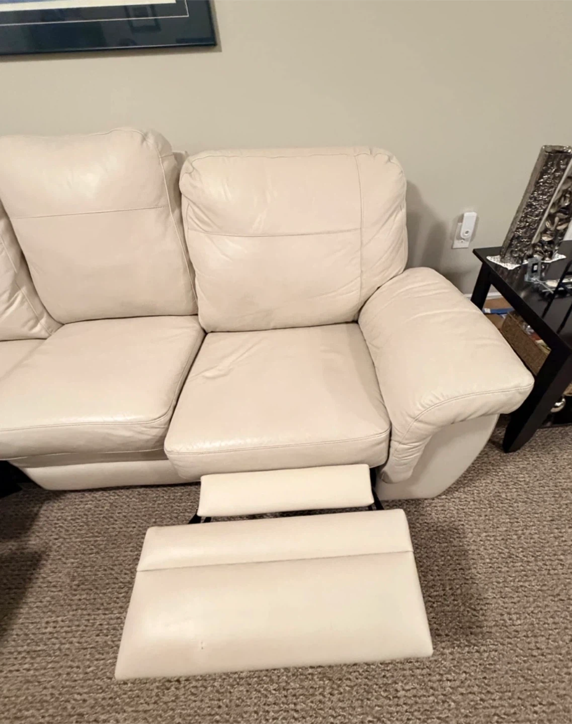 Brunswick Sofa Recliner by Palliser Furniture – Cream Leather - photo 4