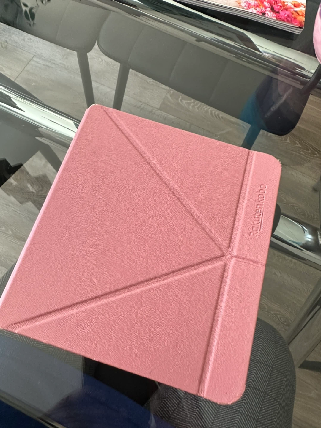 Kobo Libra H2O eReader - photo 3