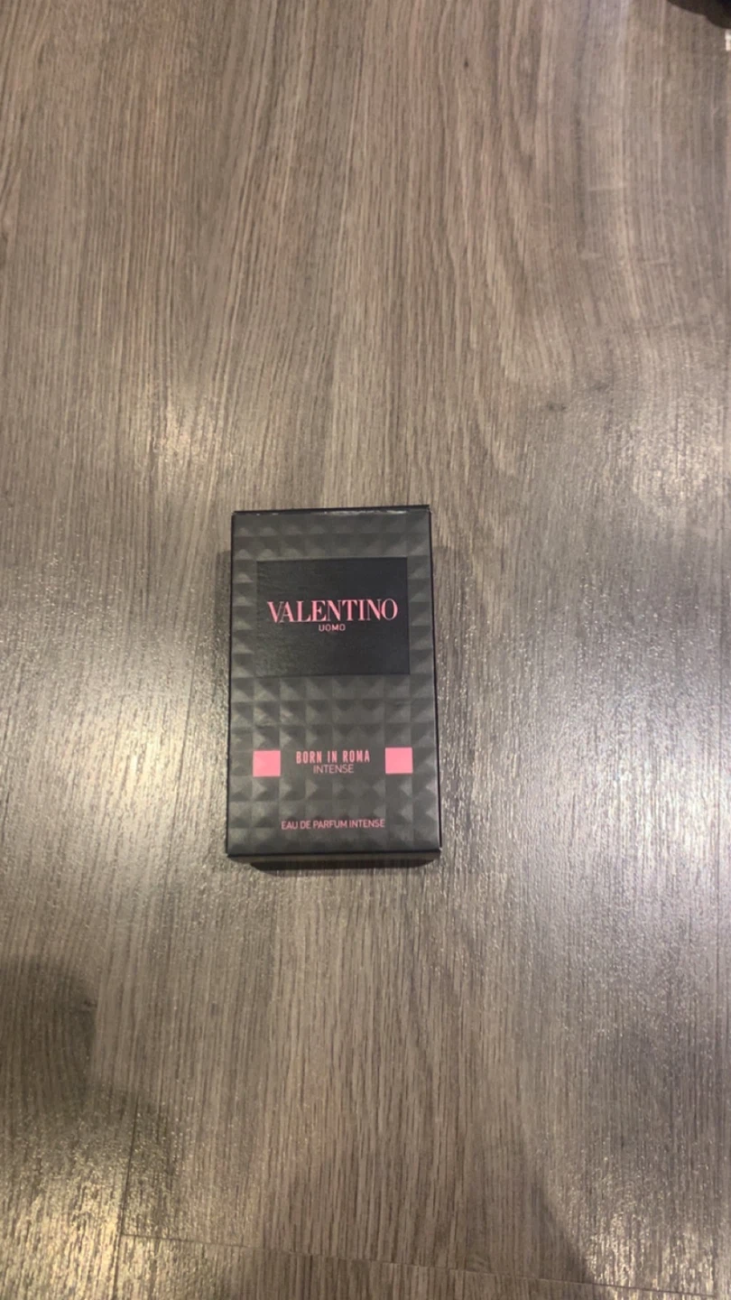 Valentino Uomo Born in Roma Intense Eau de Parfum