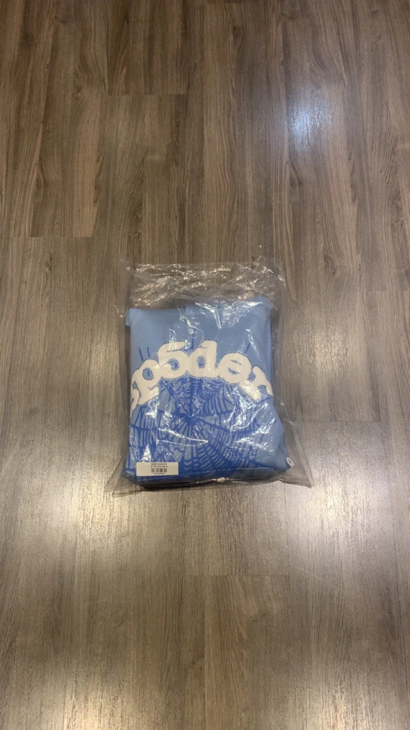 Spider hoodie light blue - photo 2