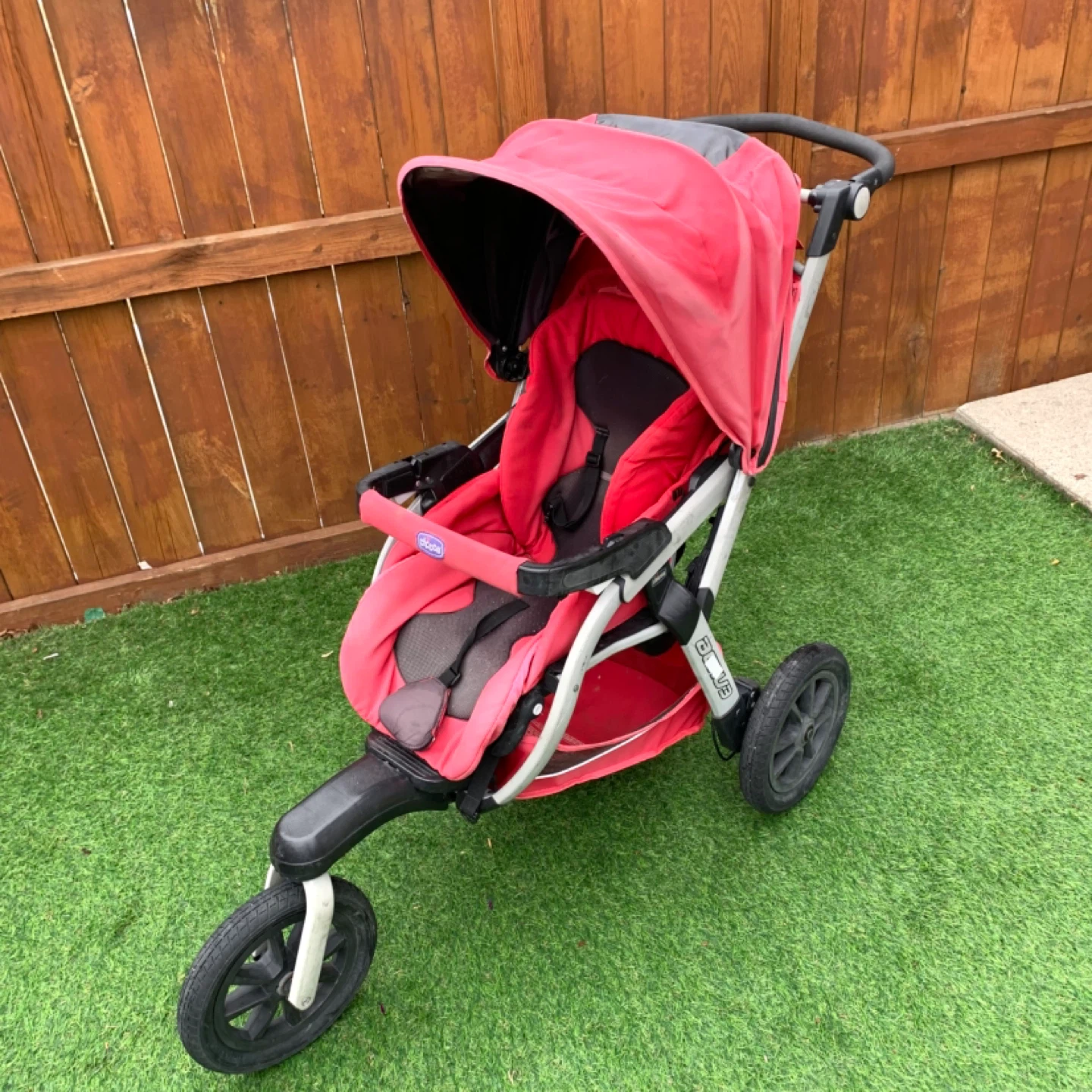 Chicco Jogging Stroller Baby Stroller 3 Wheel Red Jogger